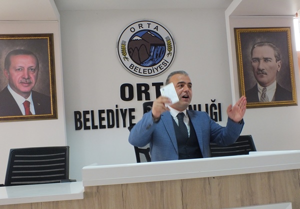 Orta Belediye Başkanı Bayram Yavuz Onay 7 Yıllık Faaliyetlerini Basınla Paylaştı