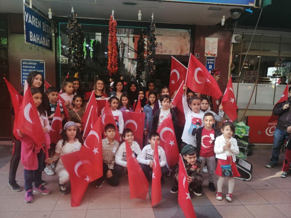 Atatürk’ün Çocukları Çankırı’yı Bayraklarla Donattı